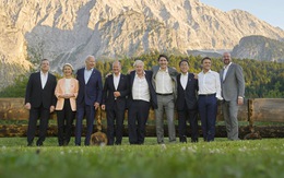 G7: Chậm chạp và đầy vướng mắc